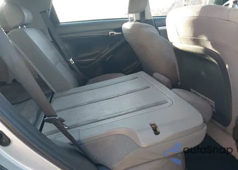 2013 Toyota Matrix S from USA, damaged, VIN 2T1LE4EE0DC023235